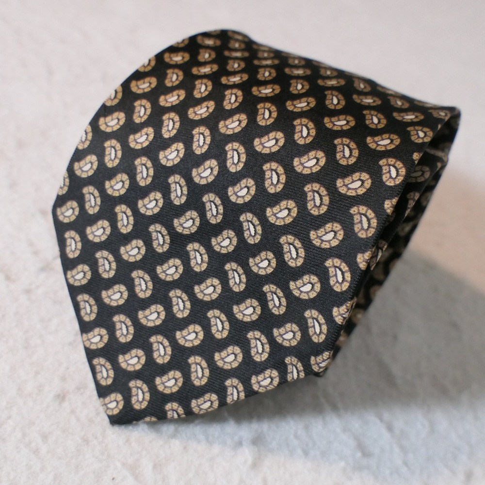 Jos. A. Bank Men Silk Necktie OS Black Gold Paisley Dapper Banker Old Money Dark